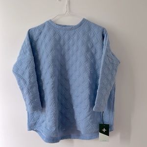 Light blue quilted Tuckernuck top.
